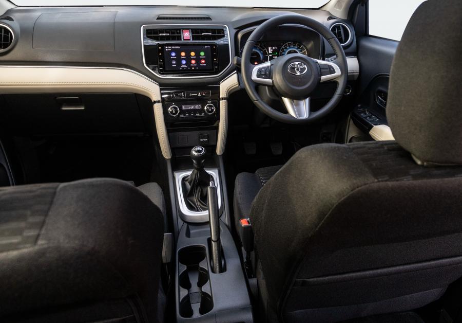 Торпедо Toyota Rush 2018 года  (ZA) (фото 29 из 32)
